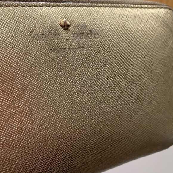 Kate Spade zip wristlet wallet - Picture 3 of 6